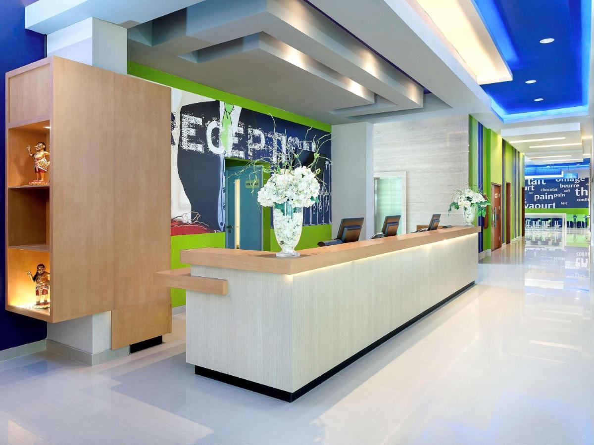 Ibis Budget Semarang Tendean Exterior photo
